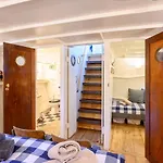 Boatapartment Animathor On Top Location