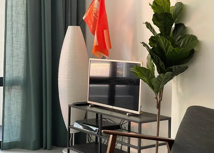 Stylish 2 Bedroom Serviced Apartment in Rotterdam