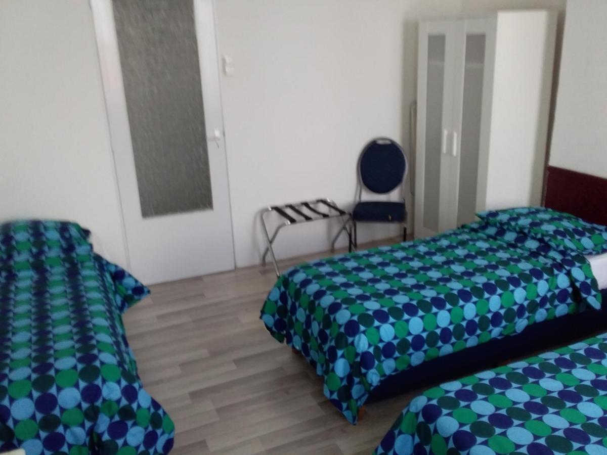 Baan 2* Rotterdam