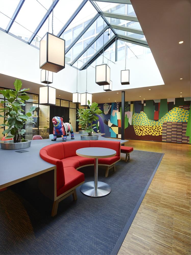 Citizenm Hotel 4*
