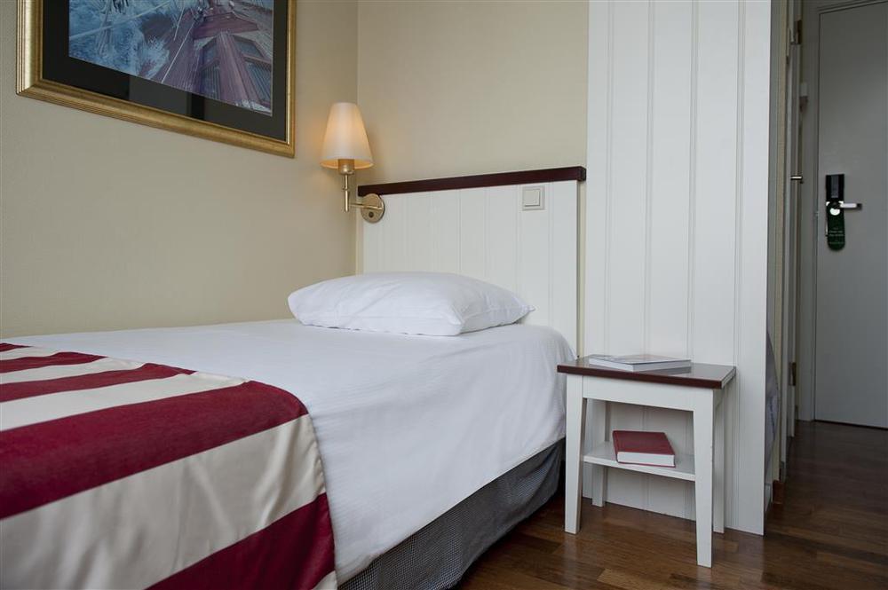 Thon Centre Hotel