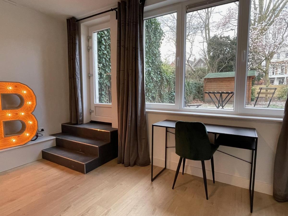 Beautiful 1 Bedroom Serviced 76m2 -mnl B- * Rotterdam