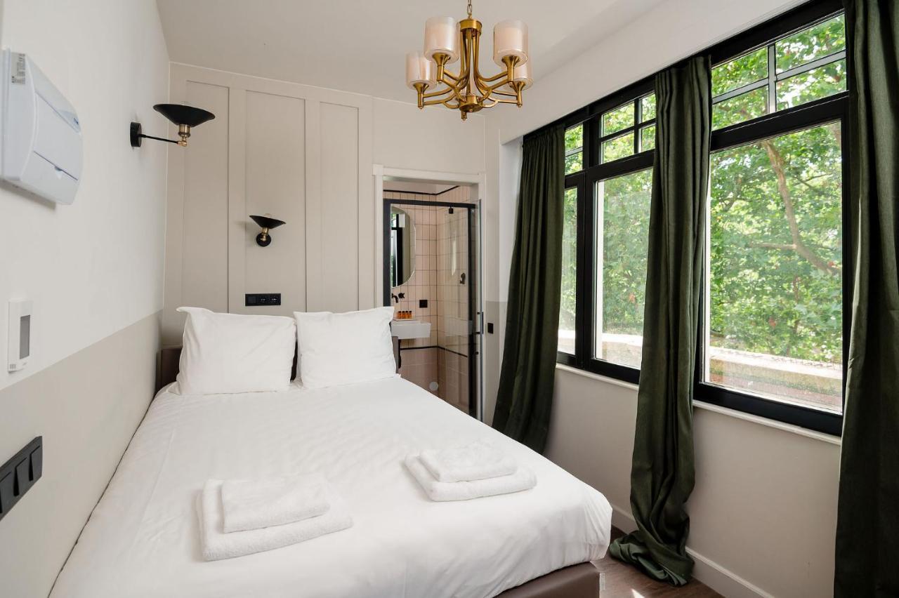 Hotel Mr.lewis 3*