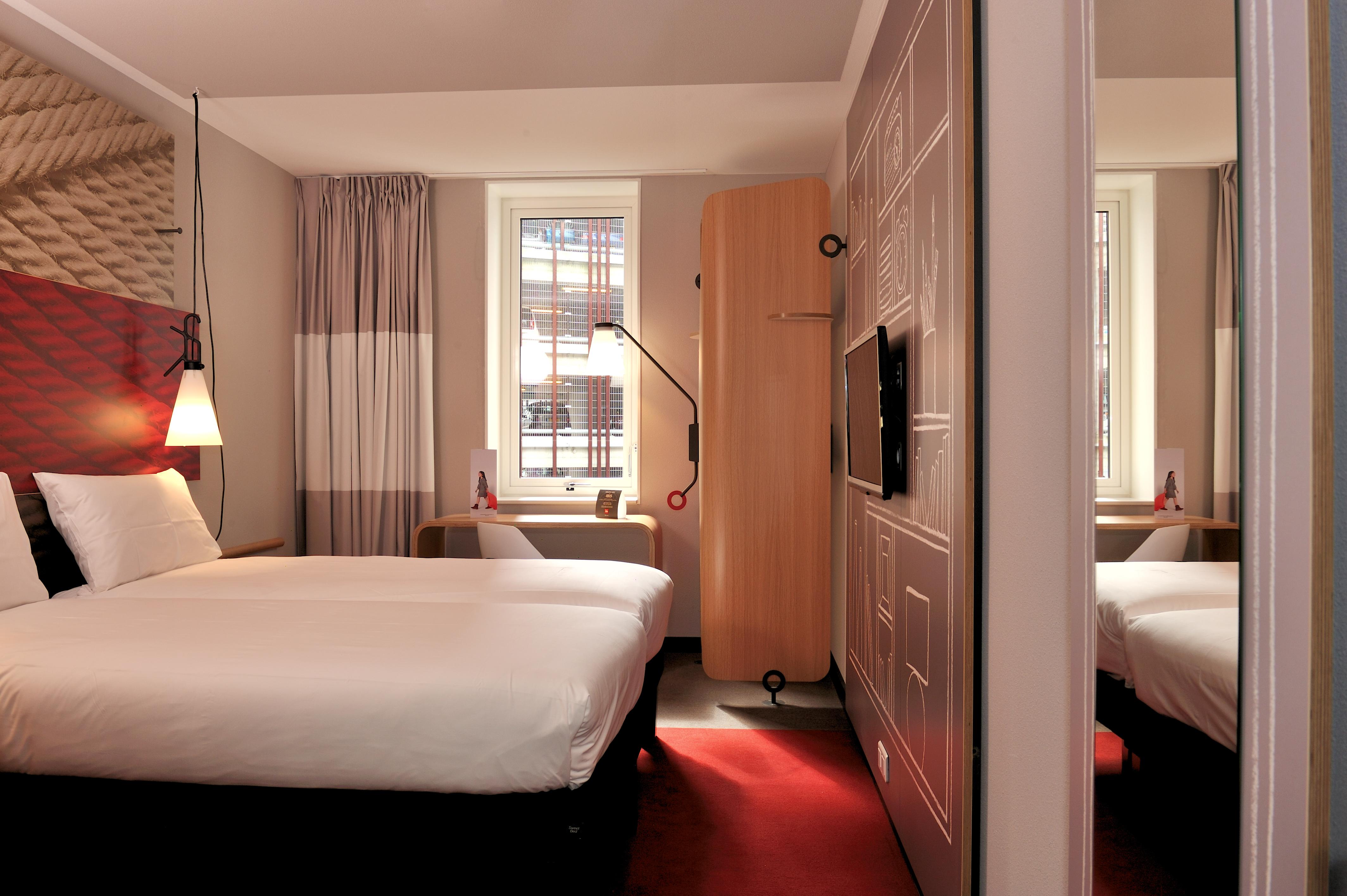 Ibis Centre 3*