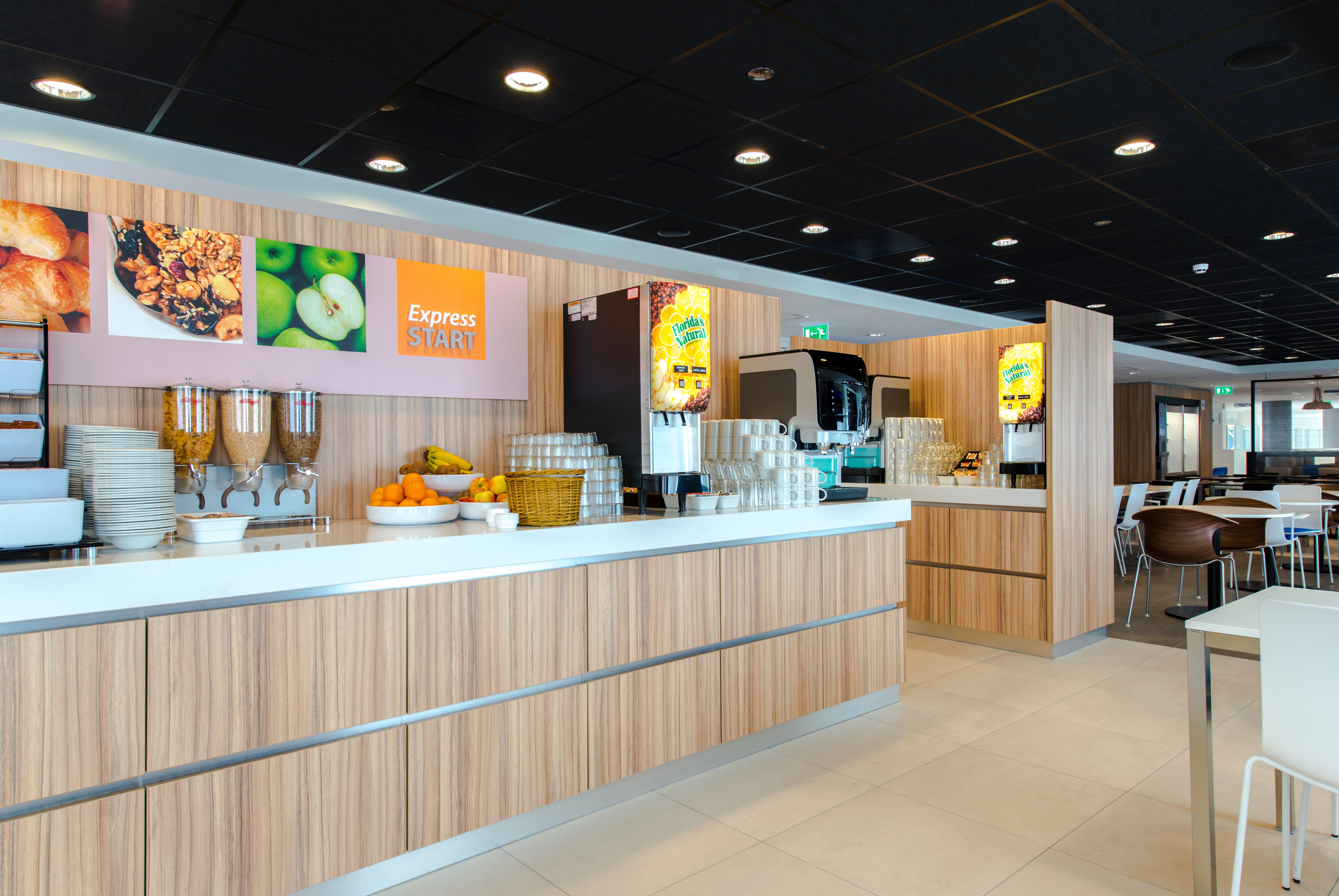Express - Station By Ihg Hotel Rotterdam
