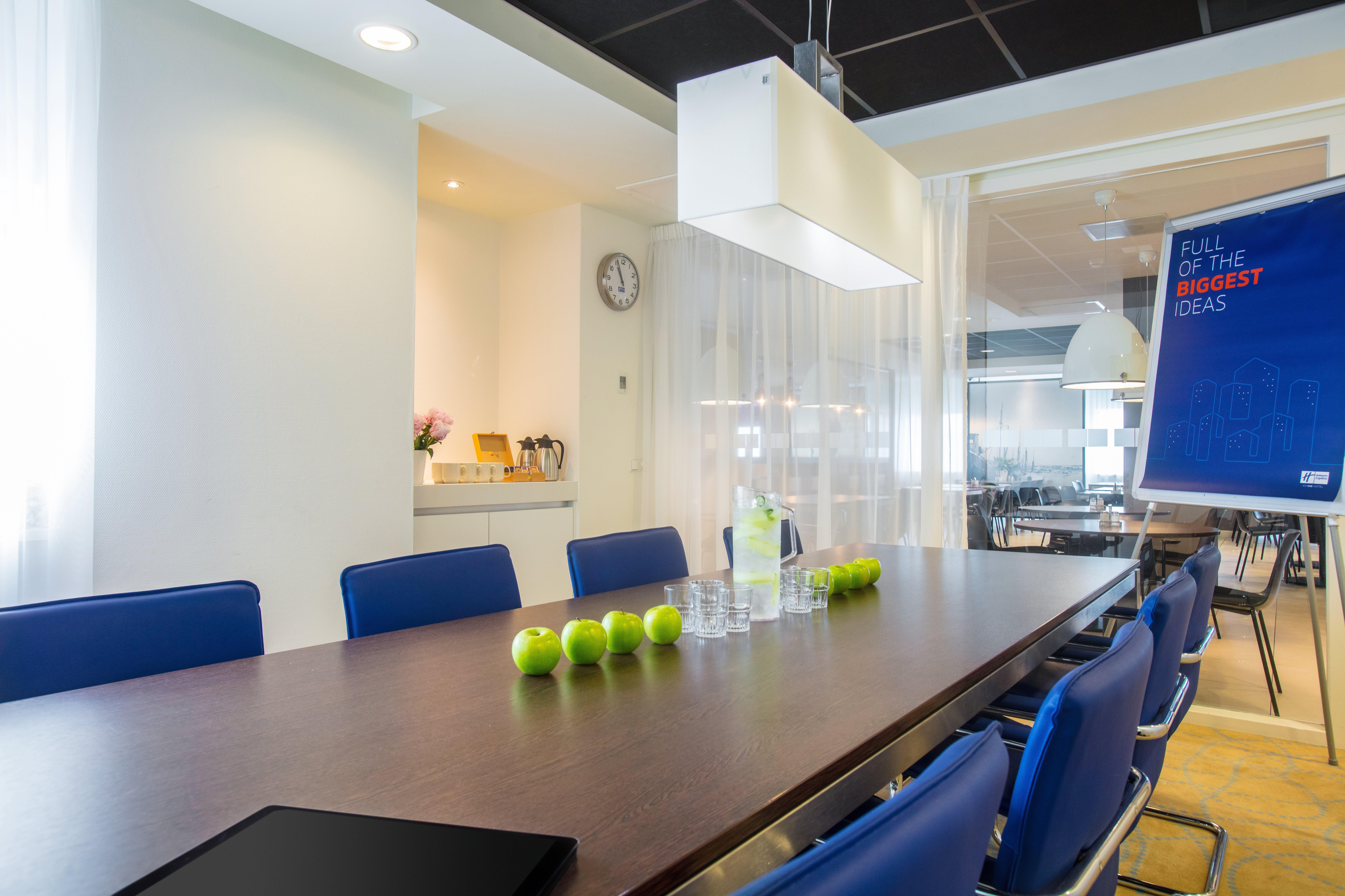 Express - Station By Ihg 3*