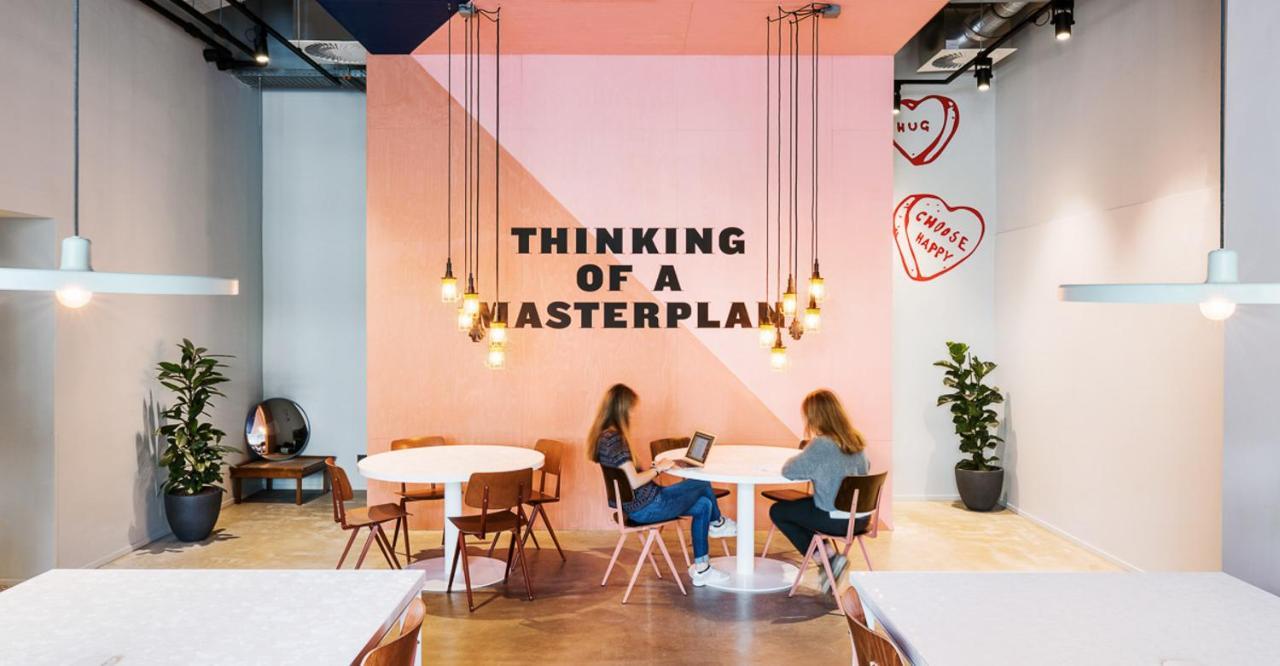 The Social Hub