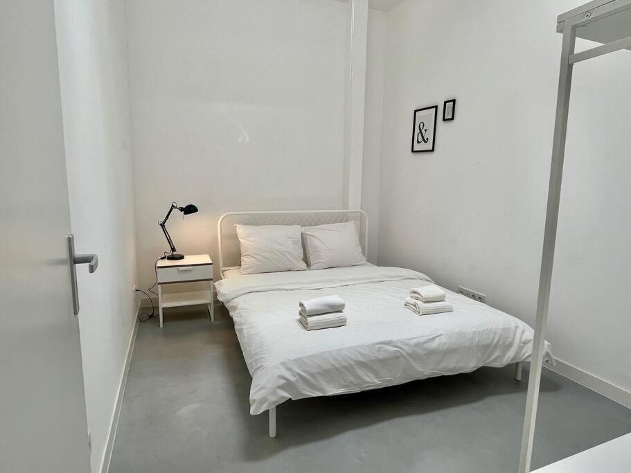 Trendy 2 Bedroom Serviced Vakantiehuis *