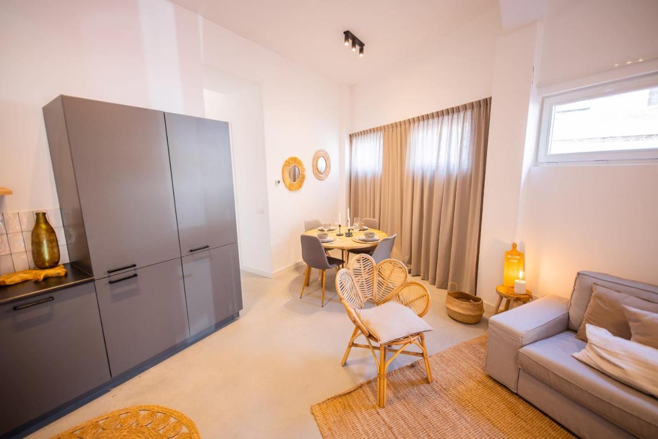 Tremendous 2-bedroom Serviced - 79 M2 * Rotterdam
