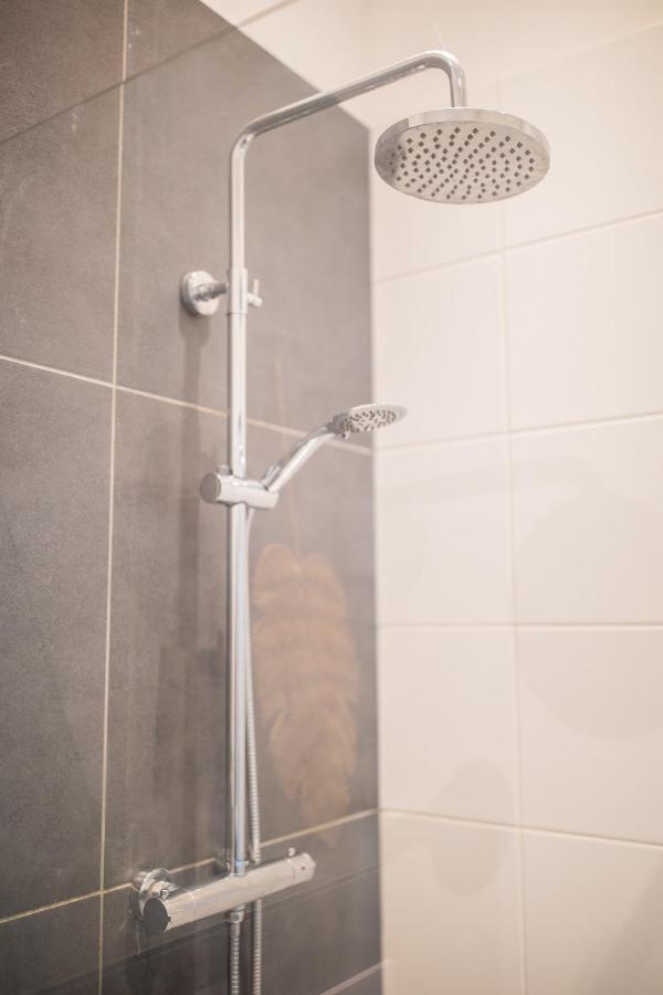 Tremendous 2-bedroom Serviced - 79 M2 Apartment *