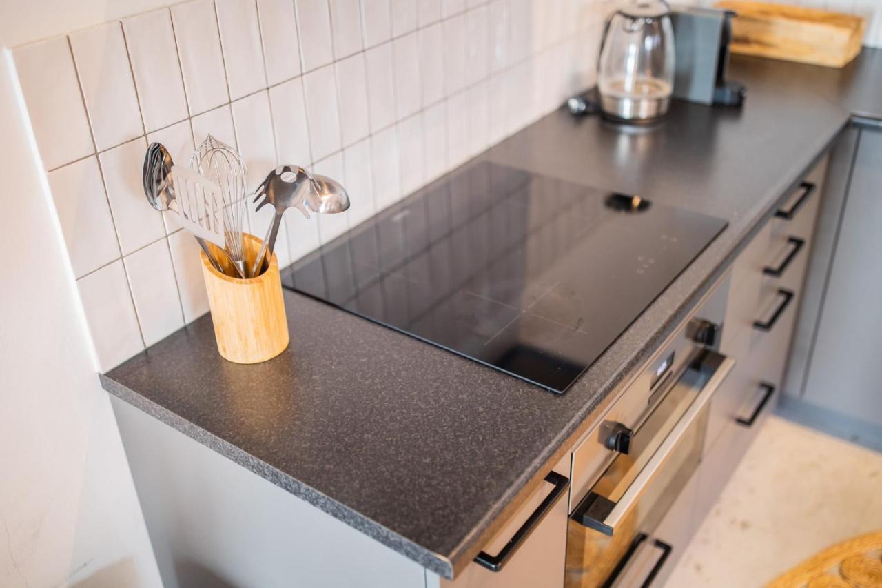 Tremendous 2-bedroom Serviced - 79 M2 * Rotterdam
