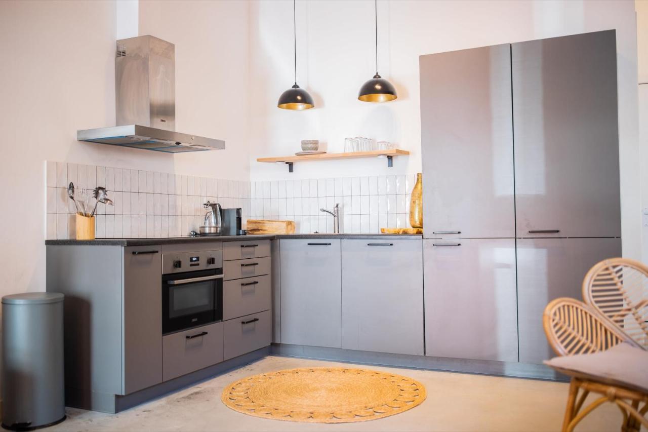 Tremendous 2-bedroom Serviced - 79 M2 Apartment *