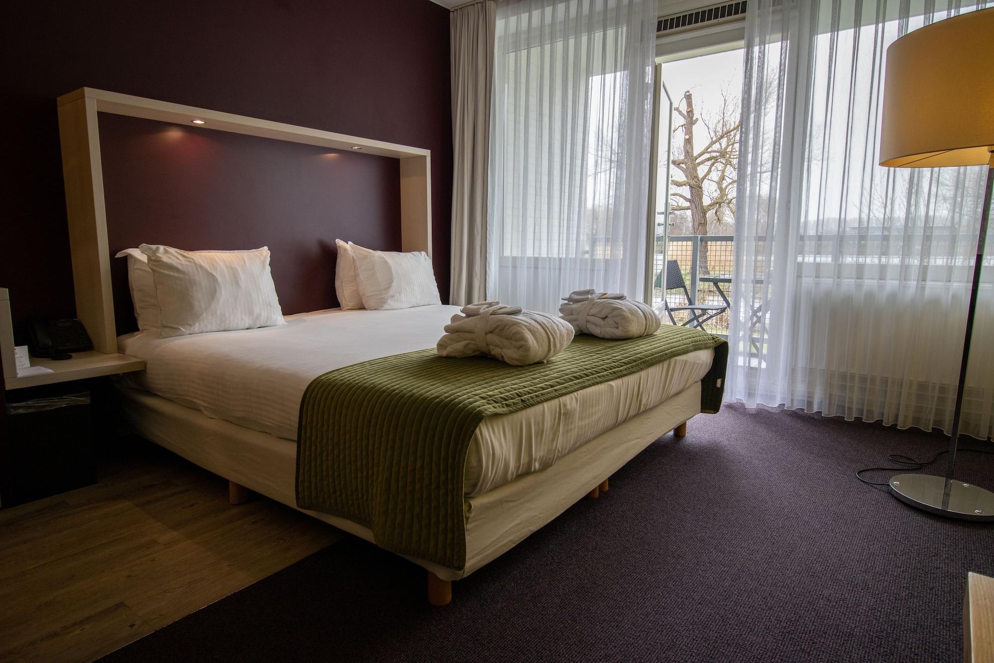 Hotel Amrath Airport