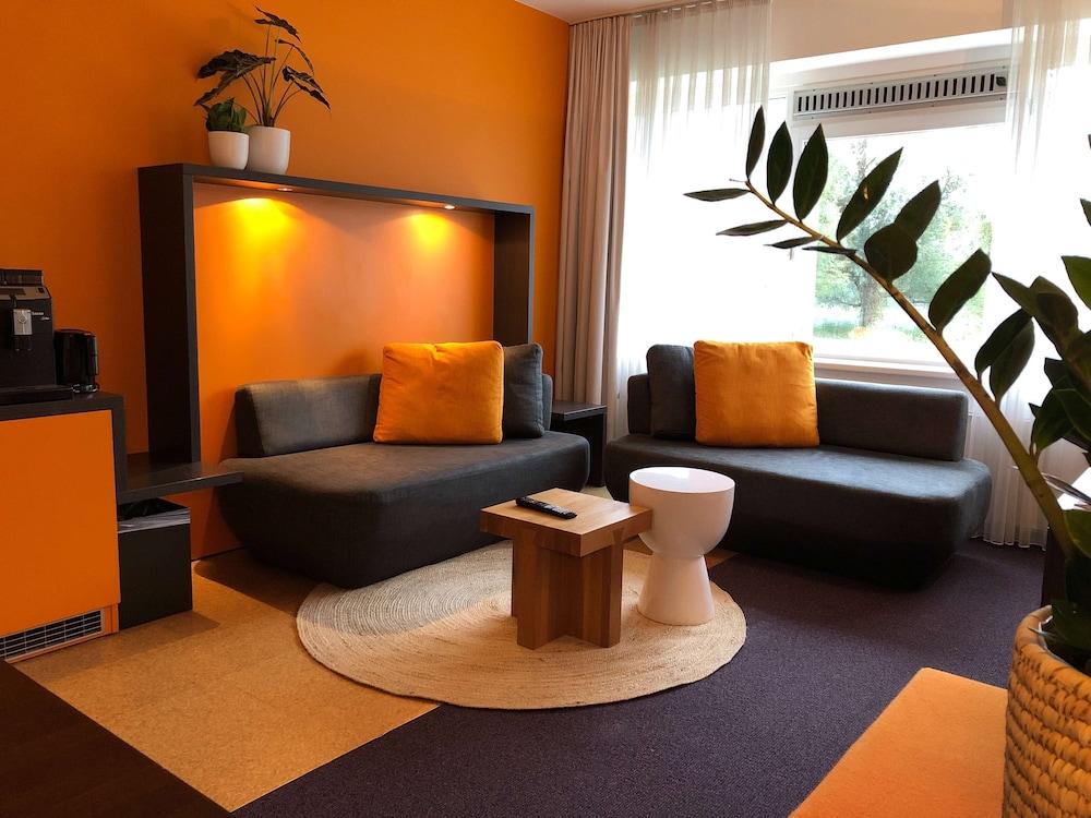 Amrath Airport Hotel 4*