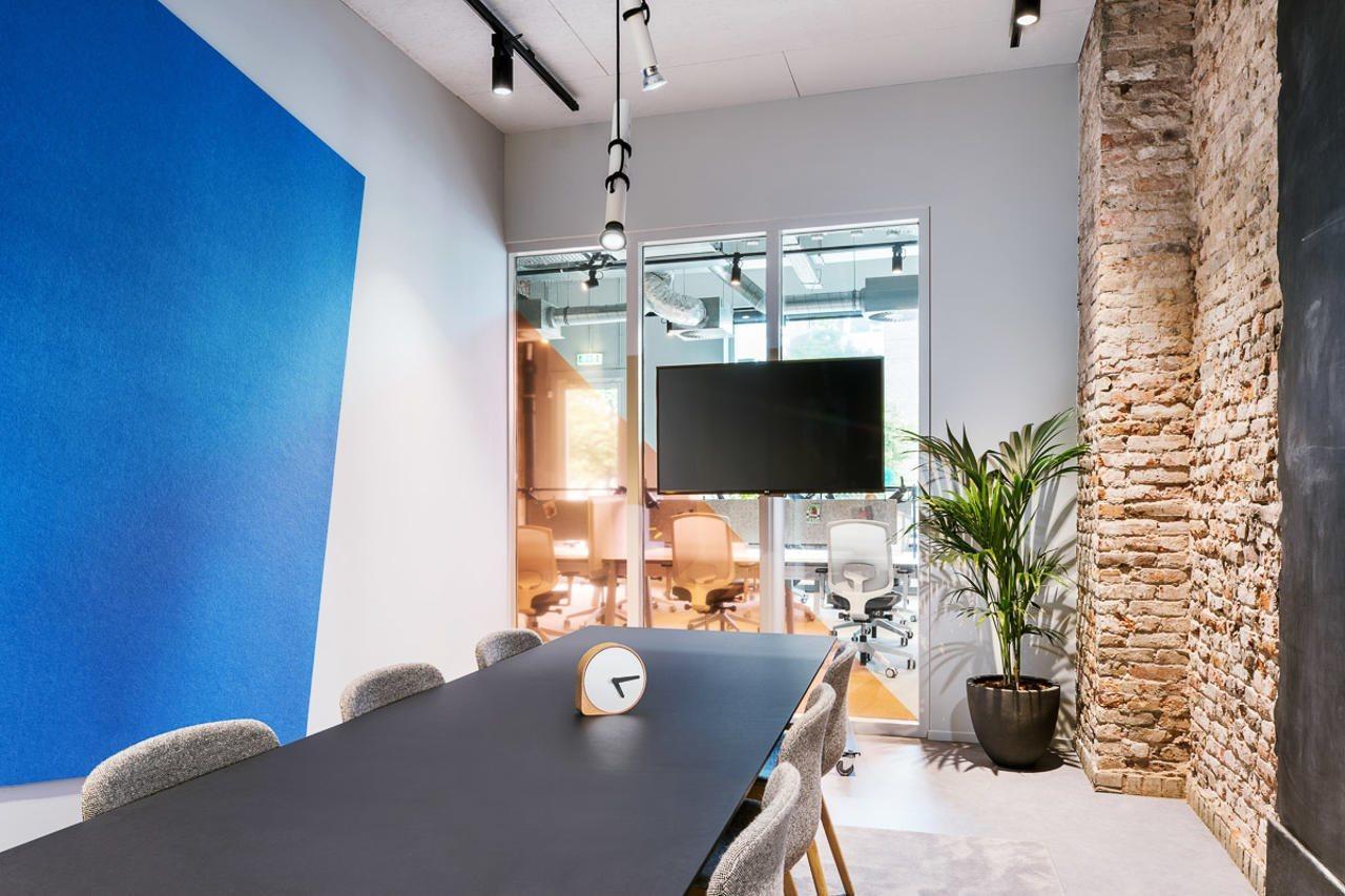 The Social Hub Hotel