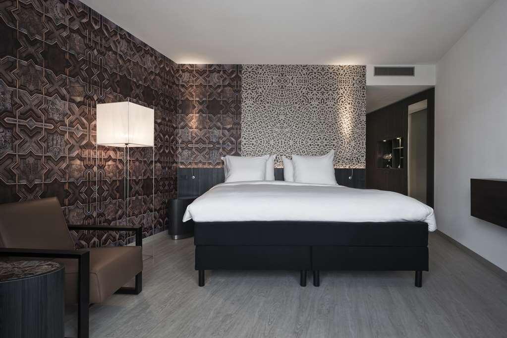 Mainport Hotel *