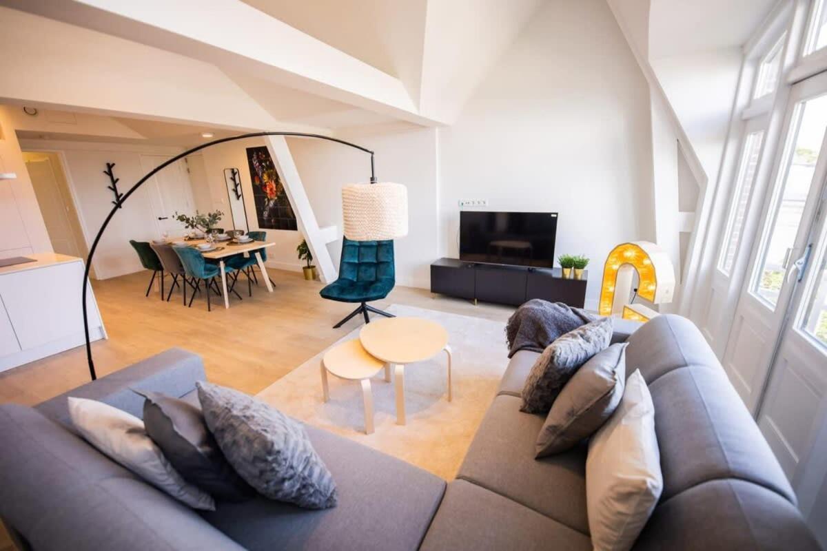 Grandly 3 Bedroom Serviced 83m2 -nb306g- * Rotterdam