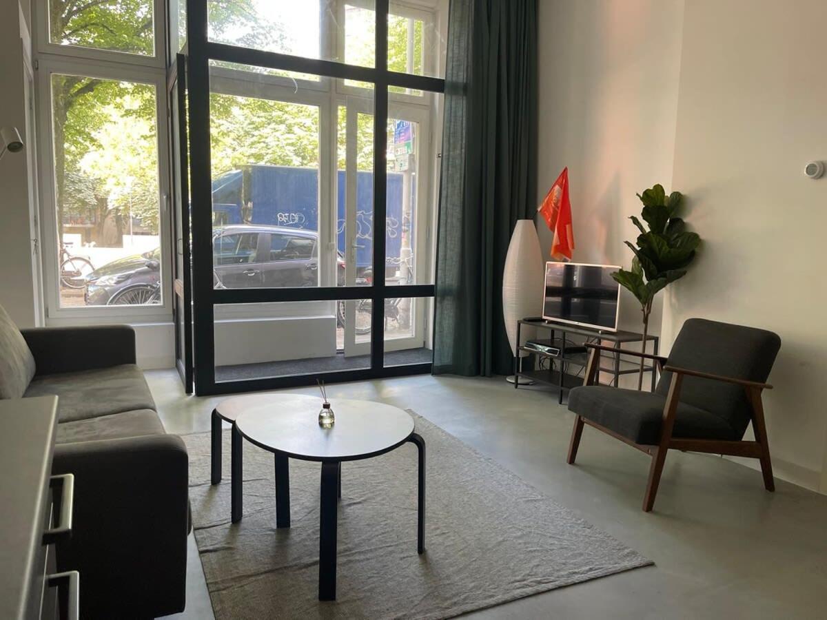 Appartement Stylish 2 Bedroom Serviced In *
