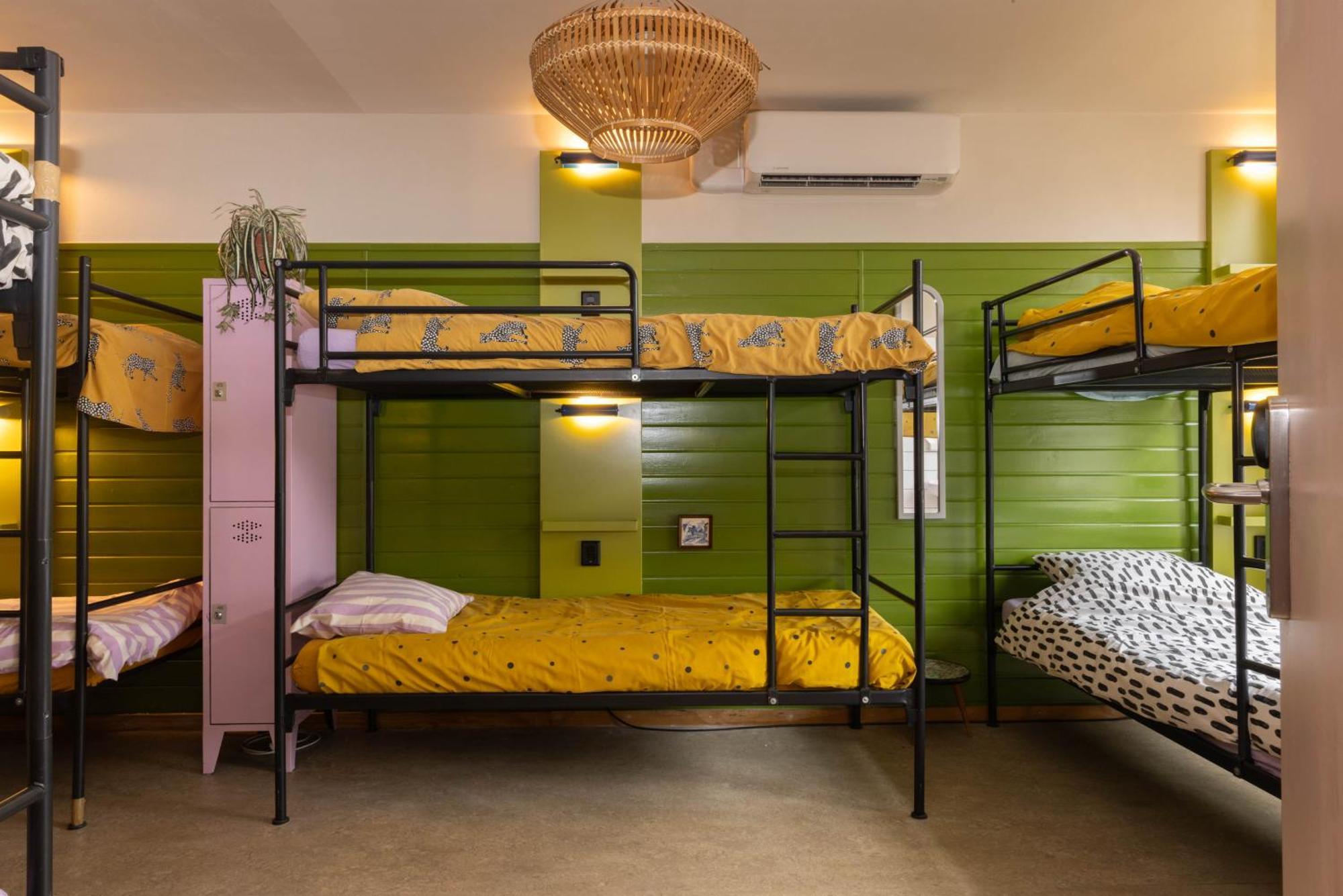 Ani&haakien Hostel