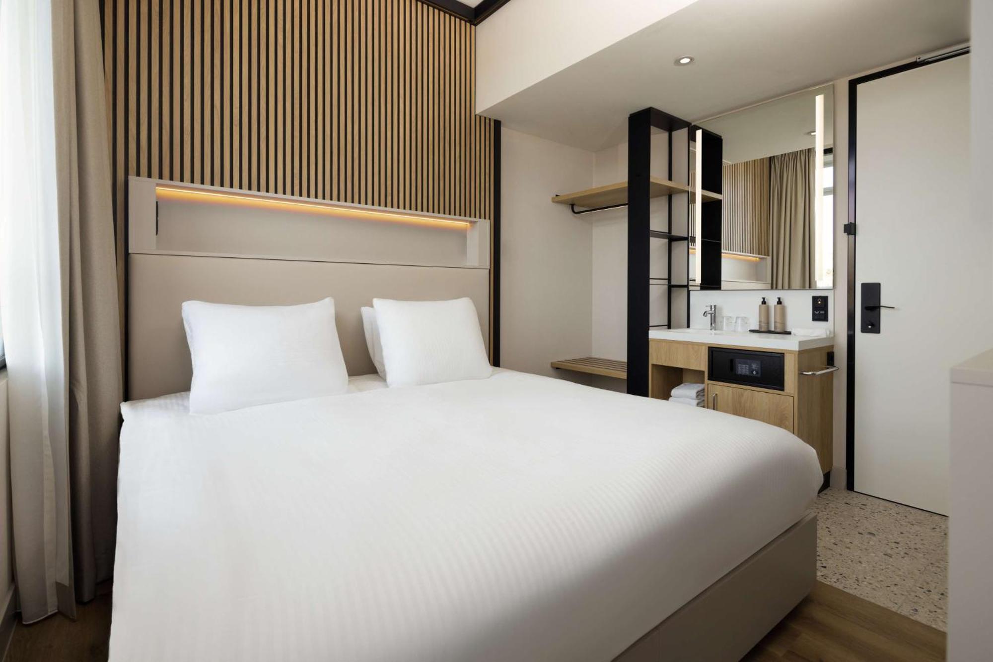 Motto By Hilton Blaak Hotel