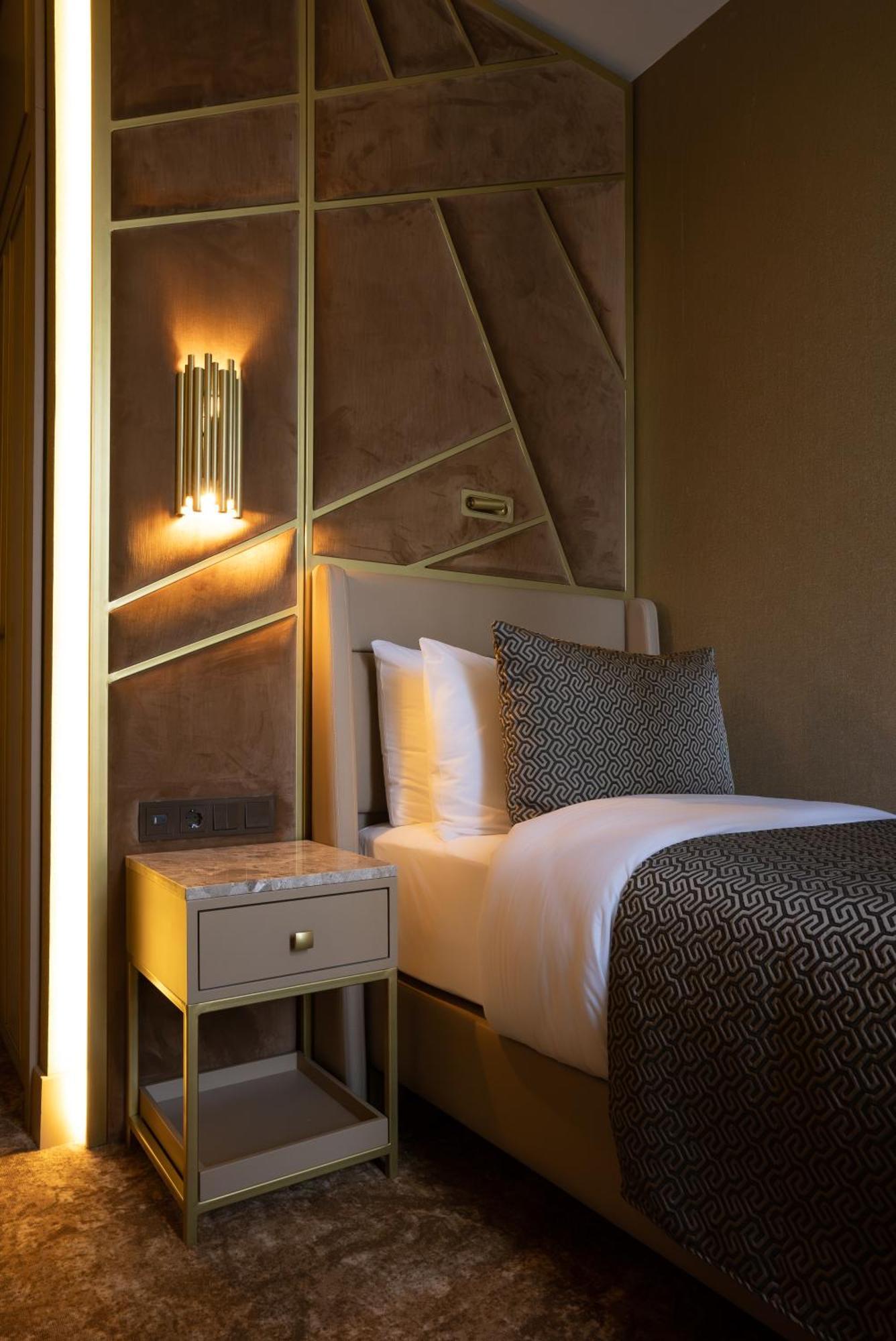 Art Rotterdam-fully Renovated 4*