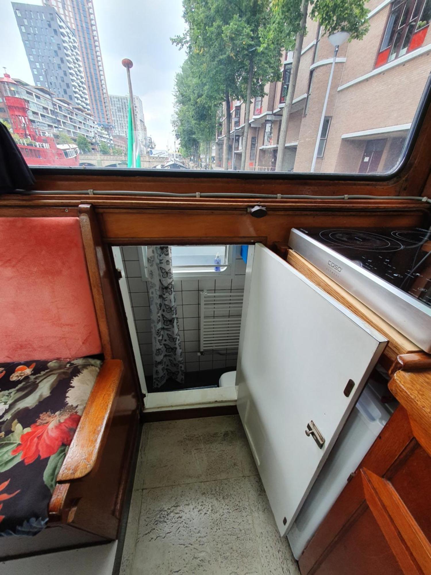 Botel Houseboat