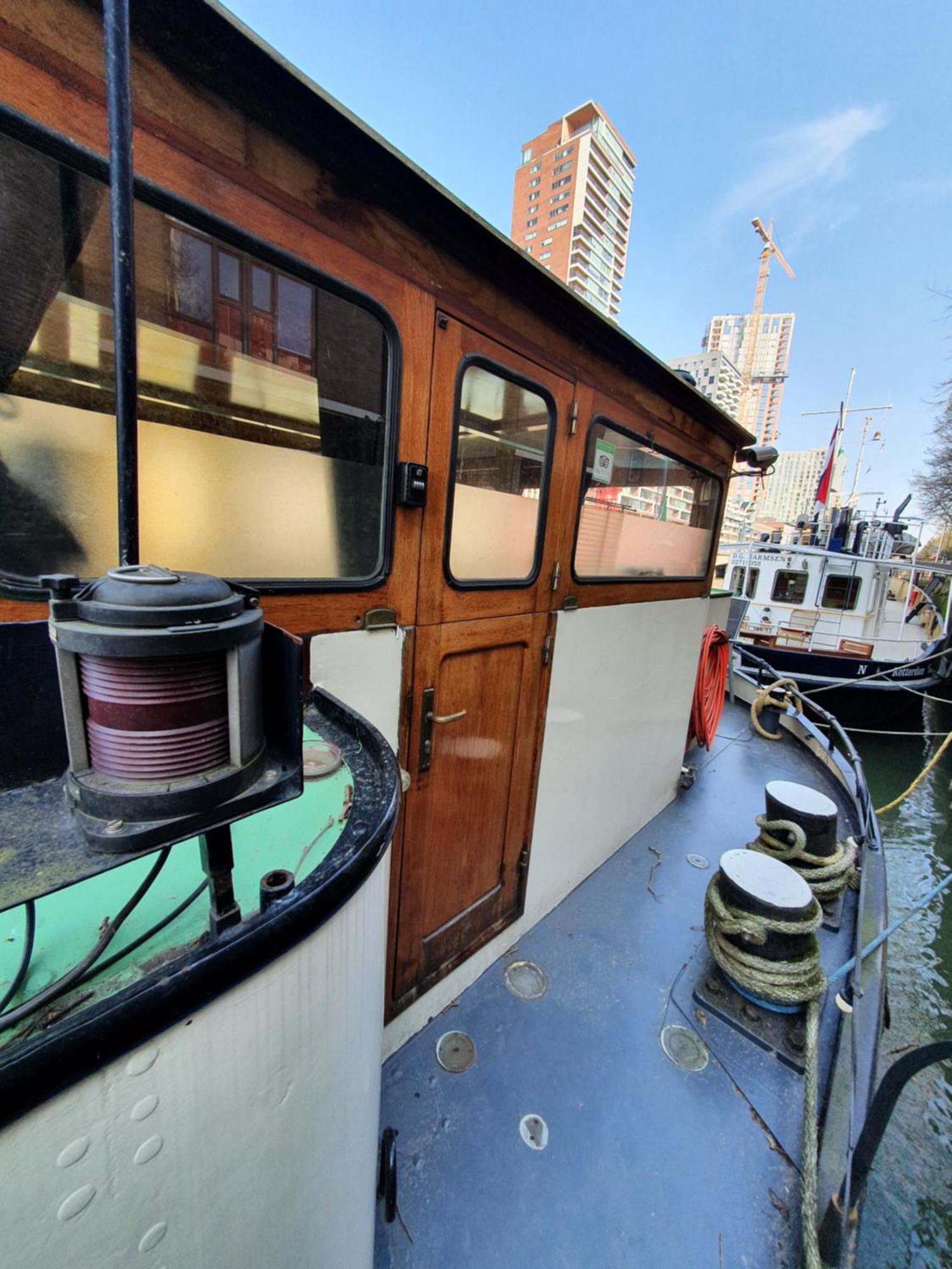 Botel Houseboat Rotterdam