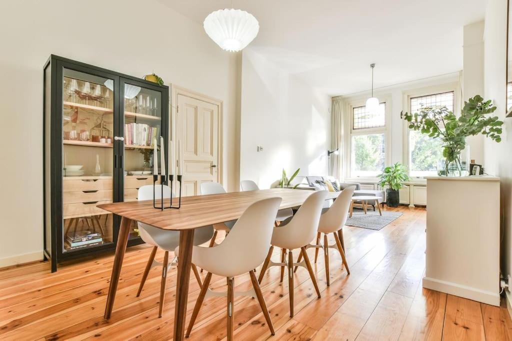 Herenhuis In Het Stadscentrum Casa de férias *