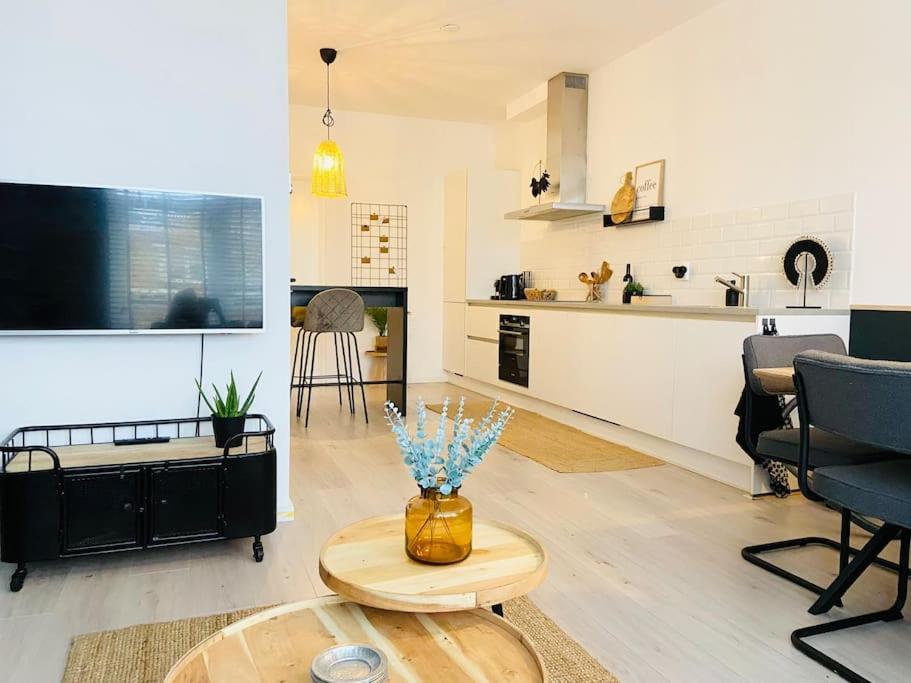 M Adam Iii Appartement *