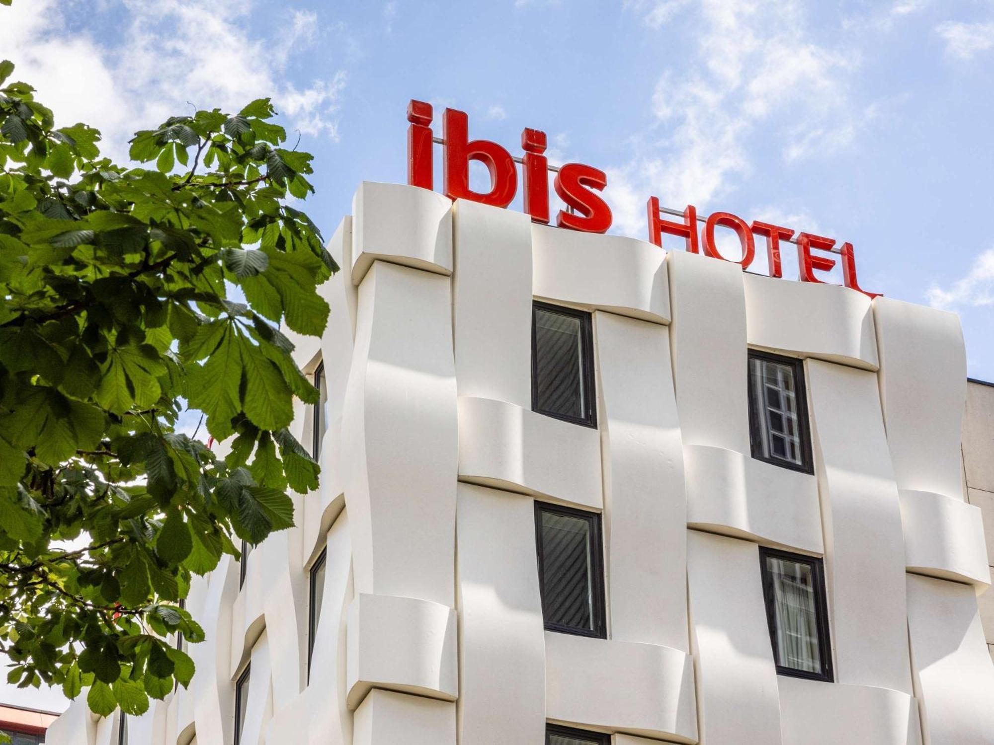Ibis Centre 3*