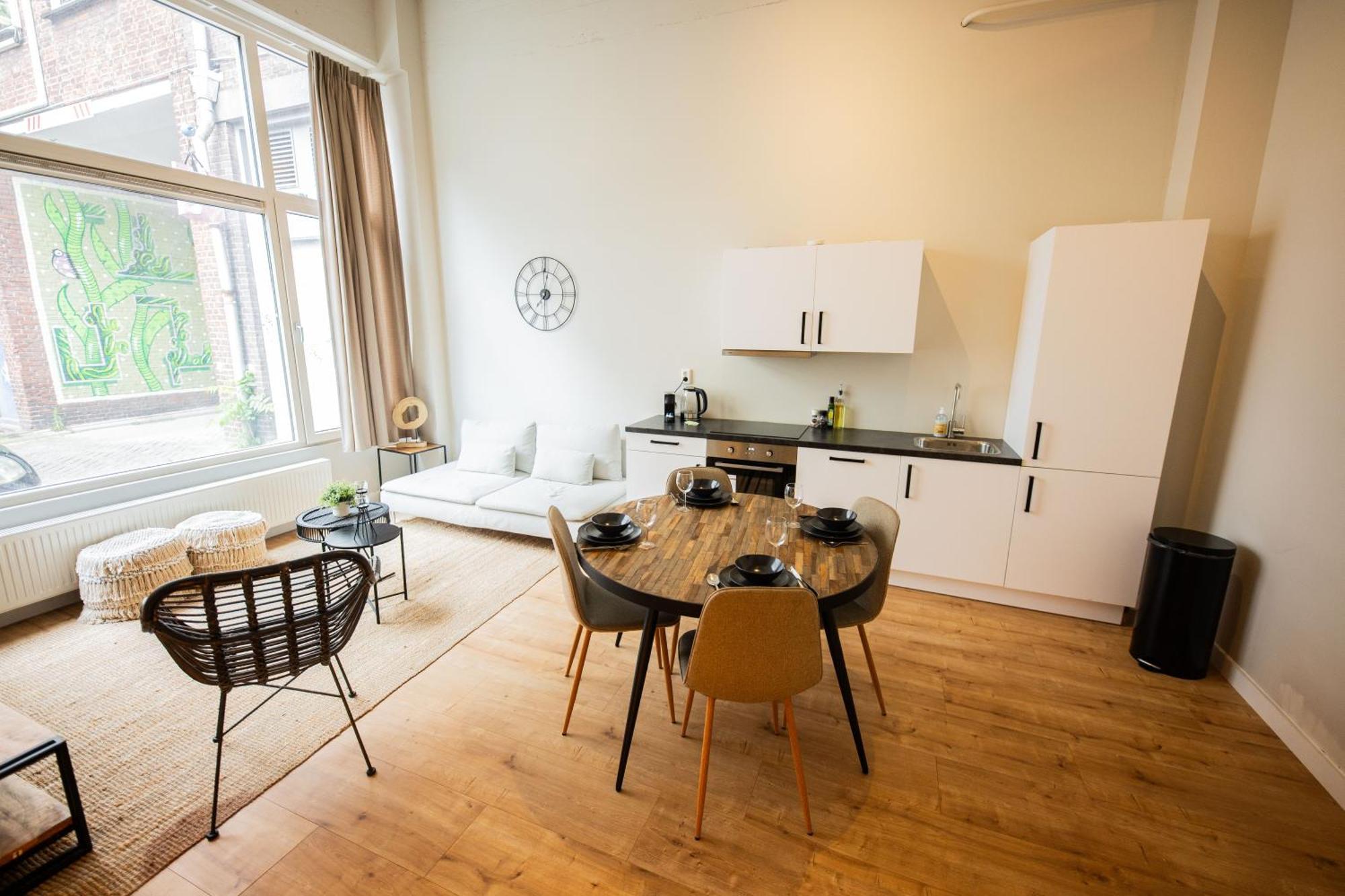 Two-bedroom Bs-bsh Appartement