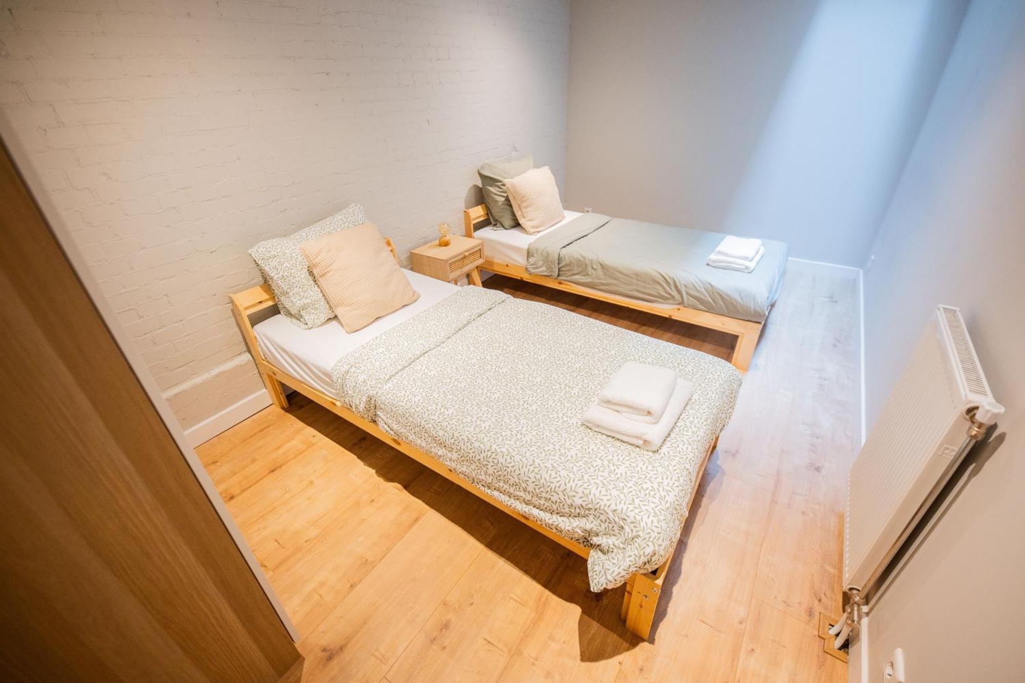Two-bedroom Bs-bsh * Rotterdam
