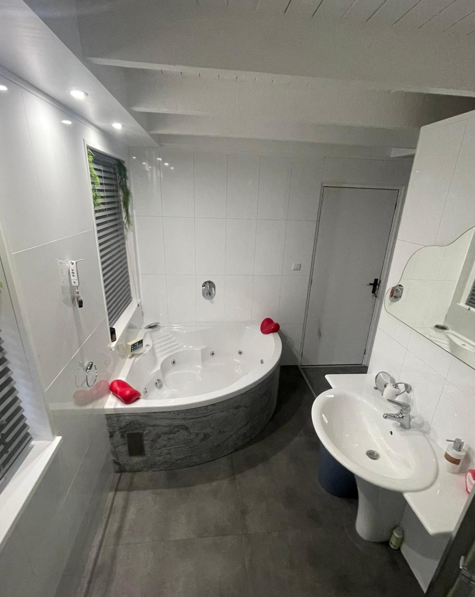 Spartementen By Pure-zen Apartamento Roterdão
