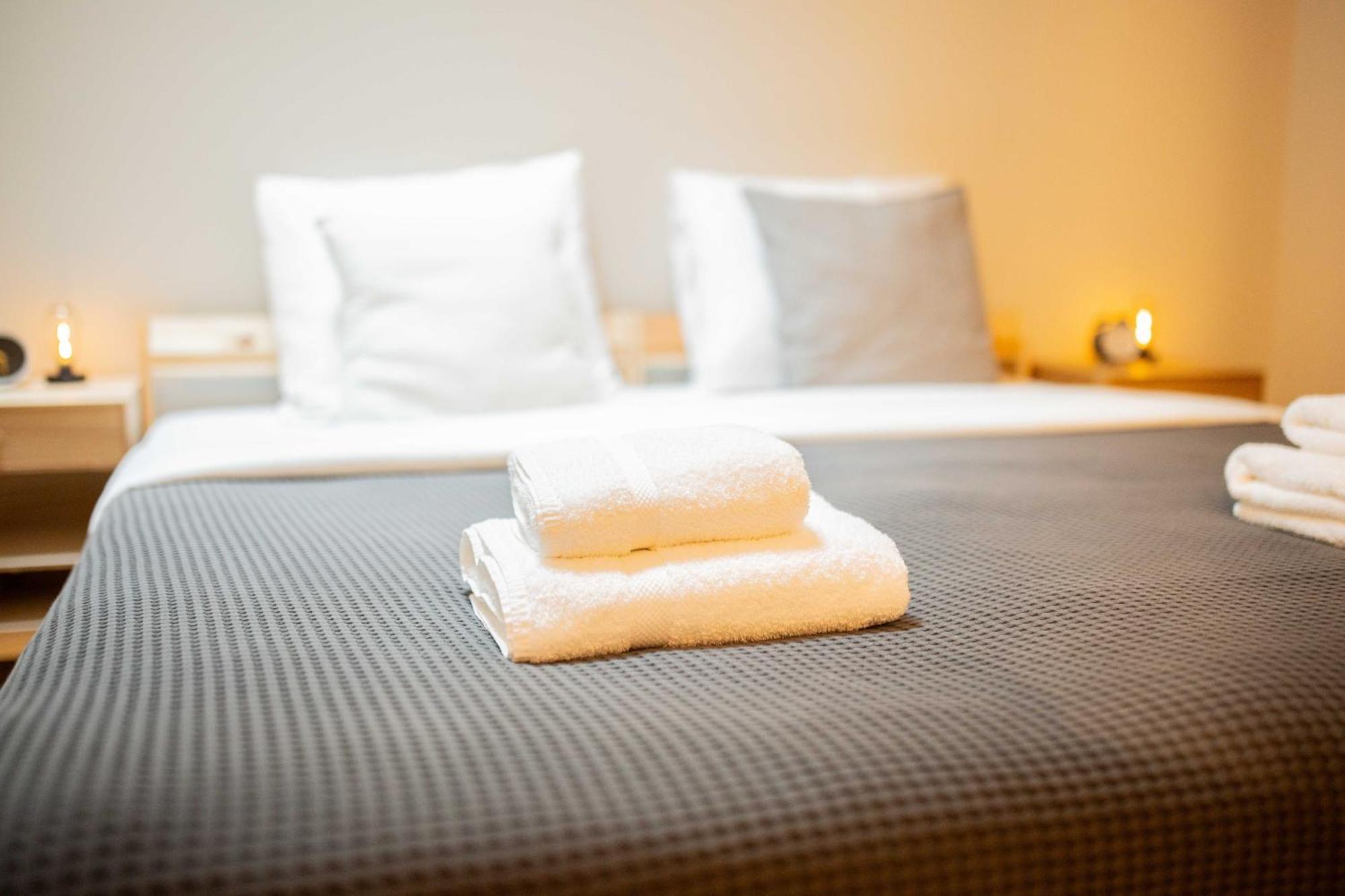 Two-bedroom Bs-bsh * Rotterdam