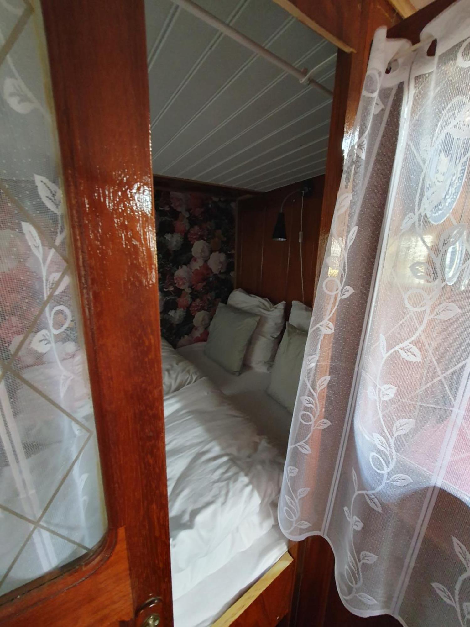 Botel Houseboat