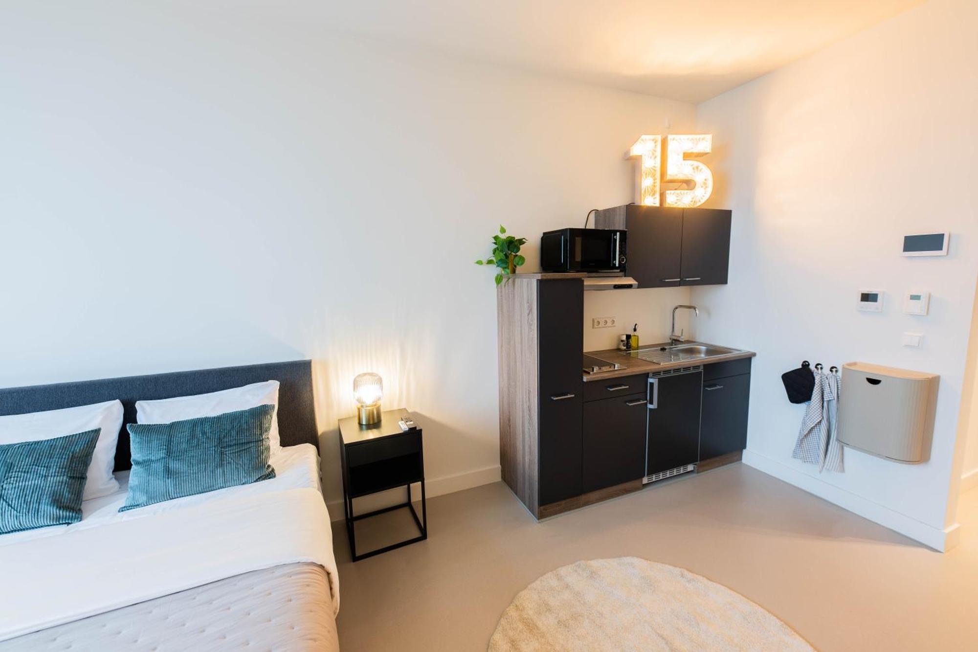 Apartment Brede Hilledijk Rotterdam