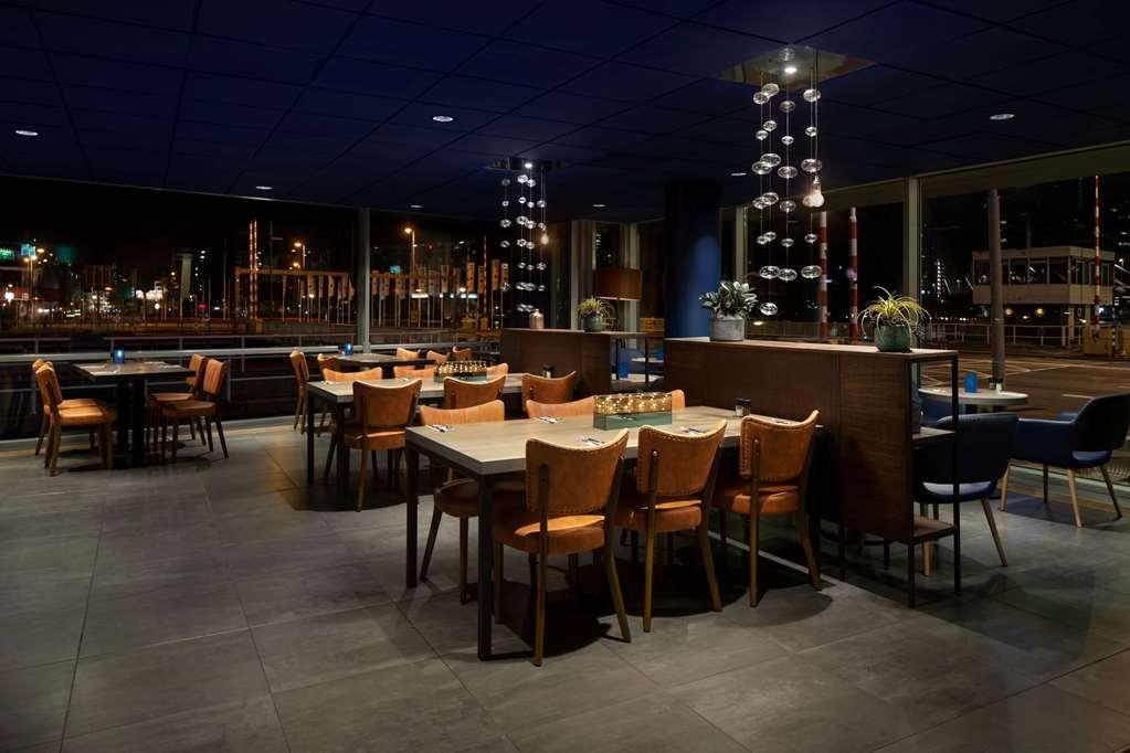Doubletree By Hilton Centre Hotel