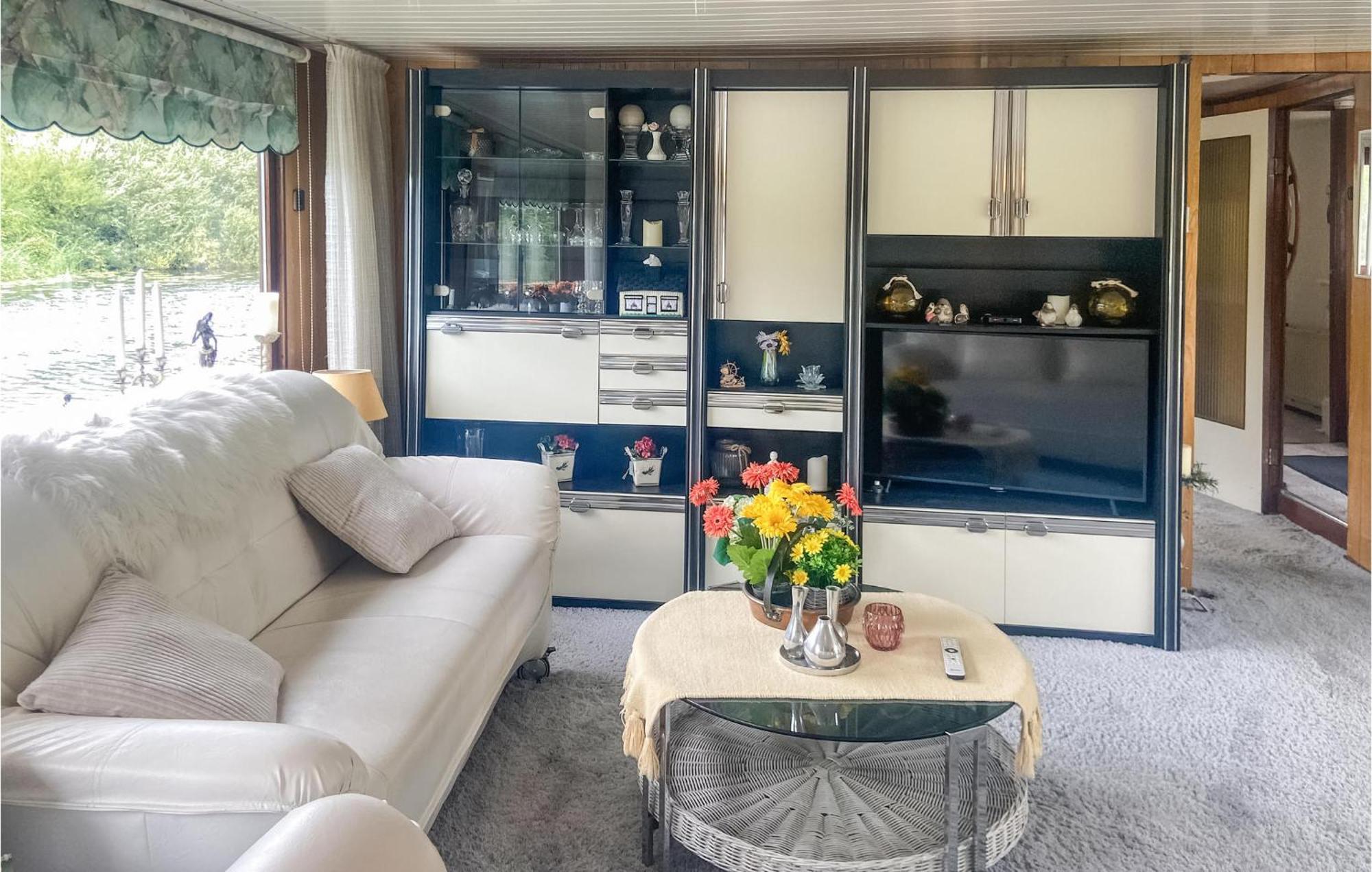 Beautiful Ship-boat In With Wifi And 2 Bedrooms *
