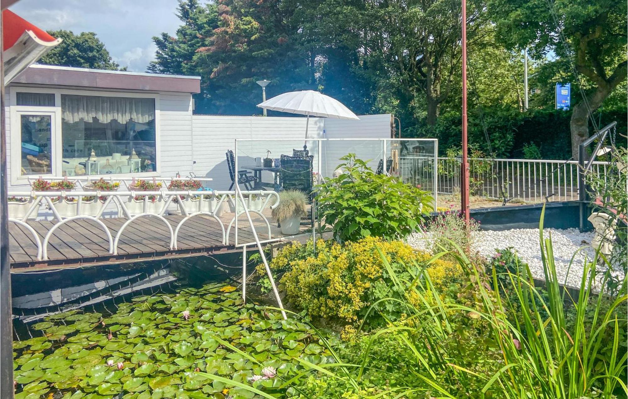 Beautiful Ship-boat In With Wifi And 2 Bedrooms *