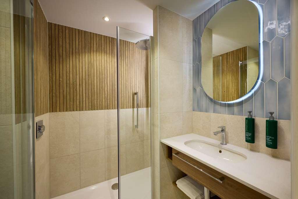 Doubletree By Hilton Centre *