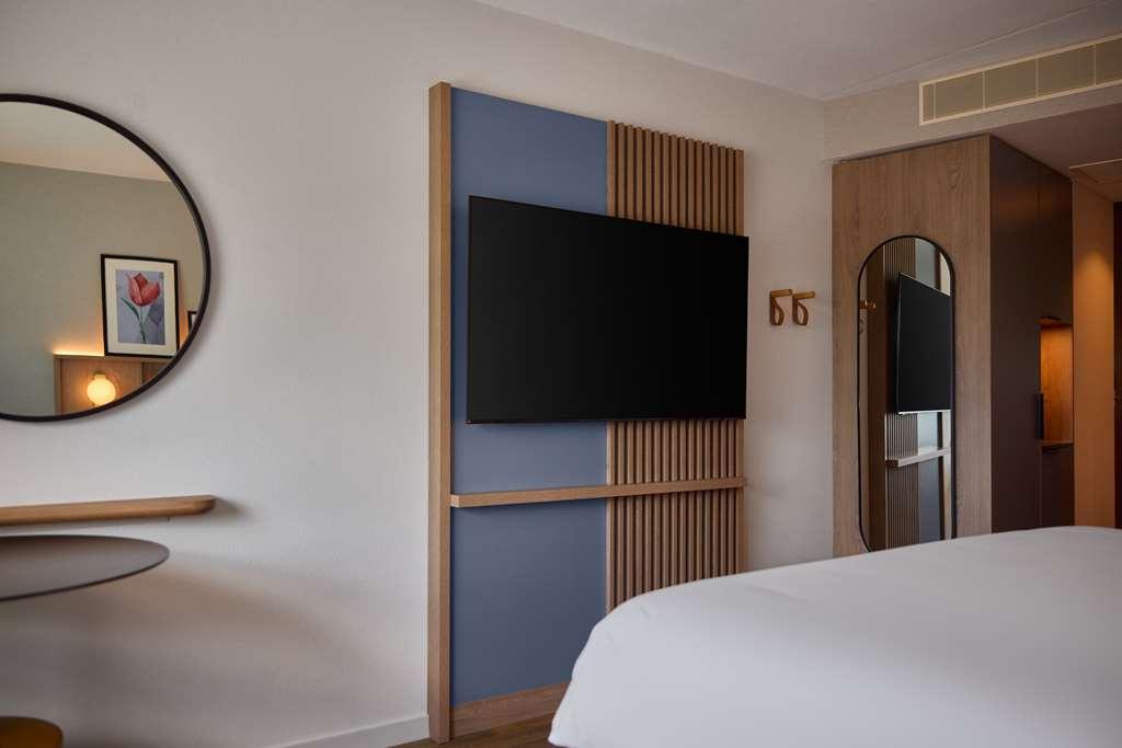 Doubletree By Hilton Centre Rotterdam