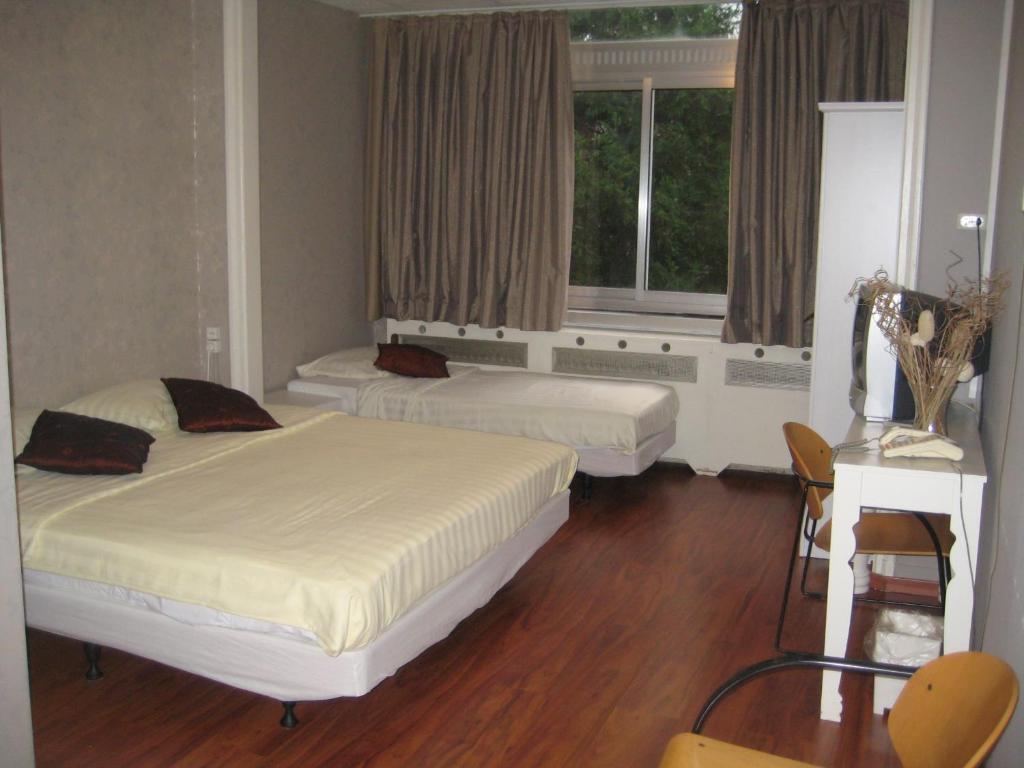 Hotel Floris