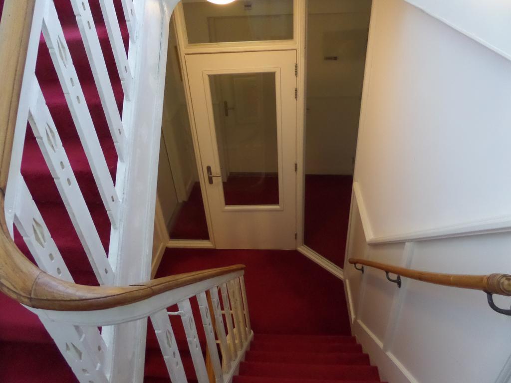 Royal Hotel 2*