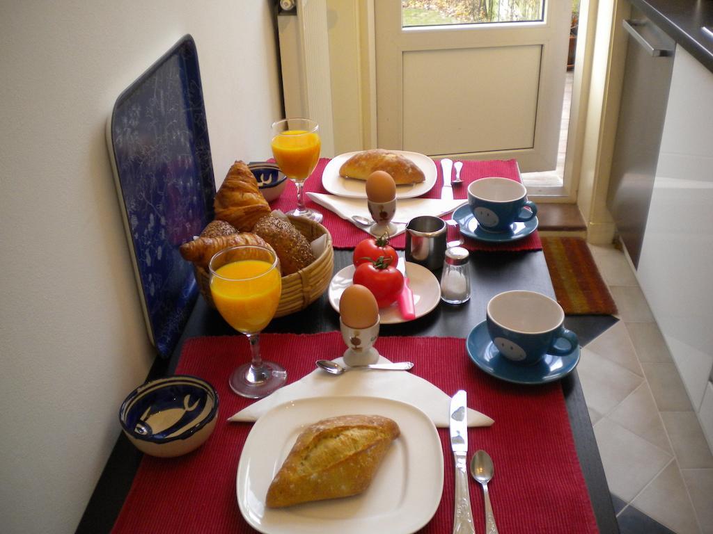 Acomodação com café da manhã  Bed & Breakfast Maria *