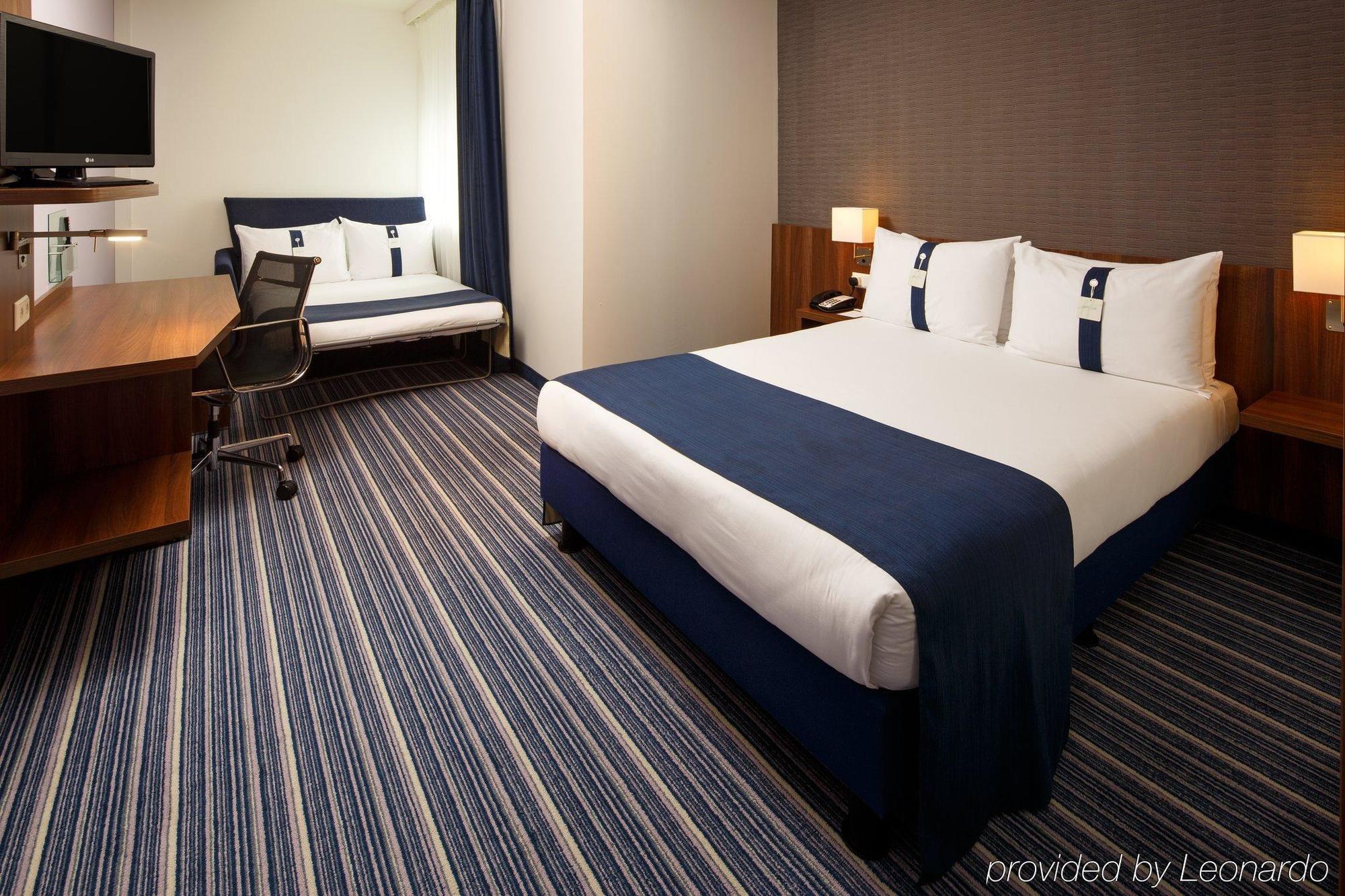 Hotel Express - Station By Ihg 3*