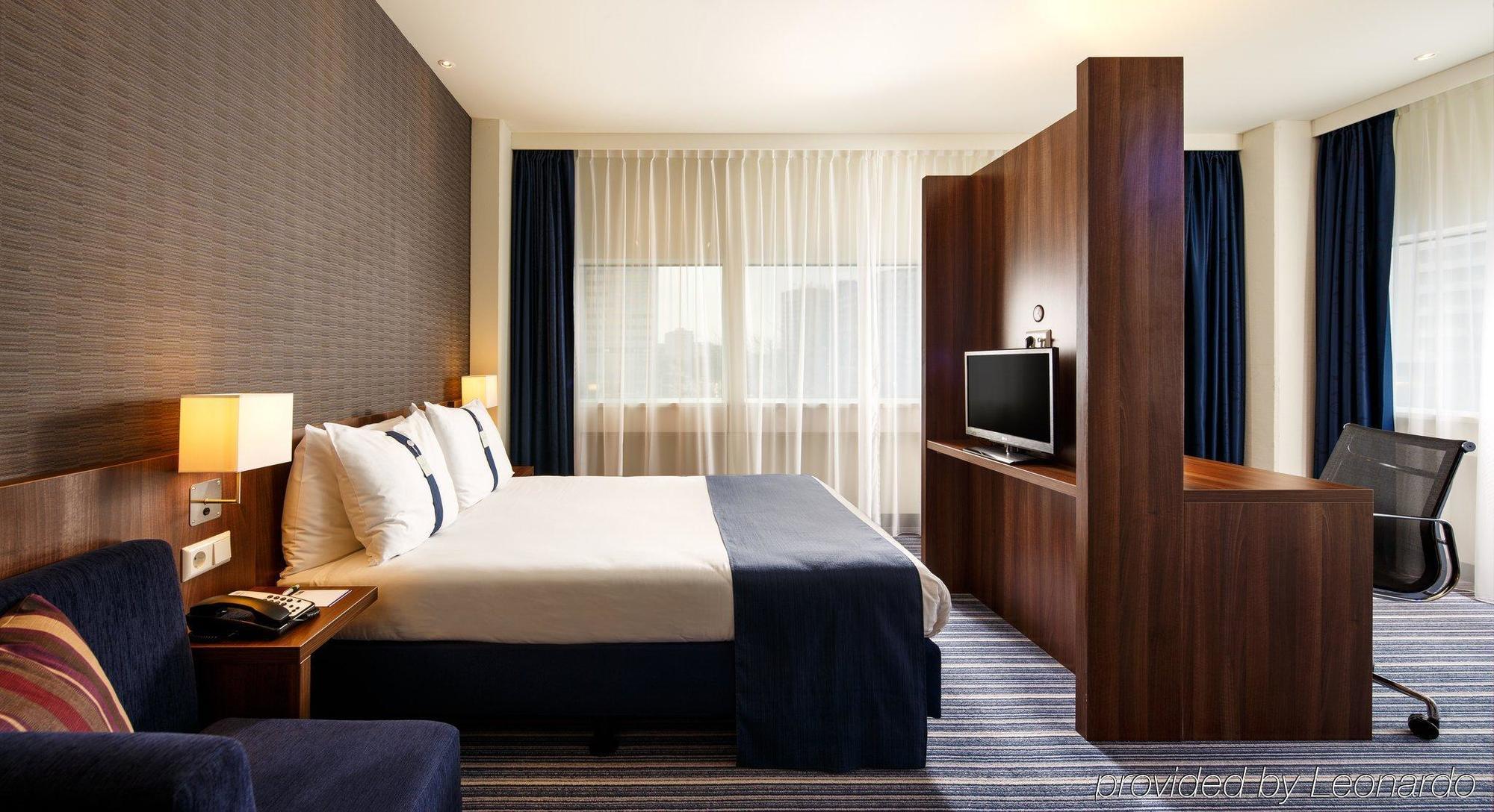 Hotel Express - Station By Ihg 3*