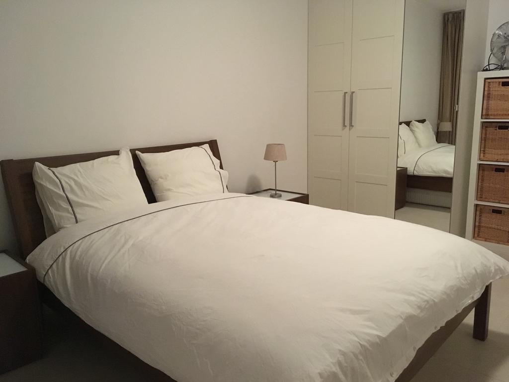 Calypso 2 Bedroom With Parking 692*non Smoking* Rotterdam