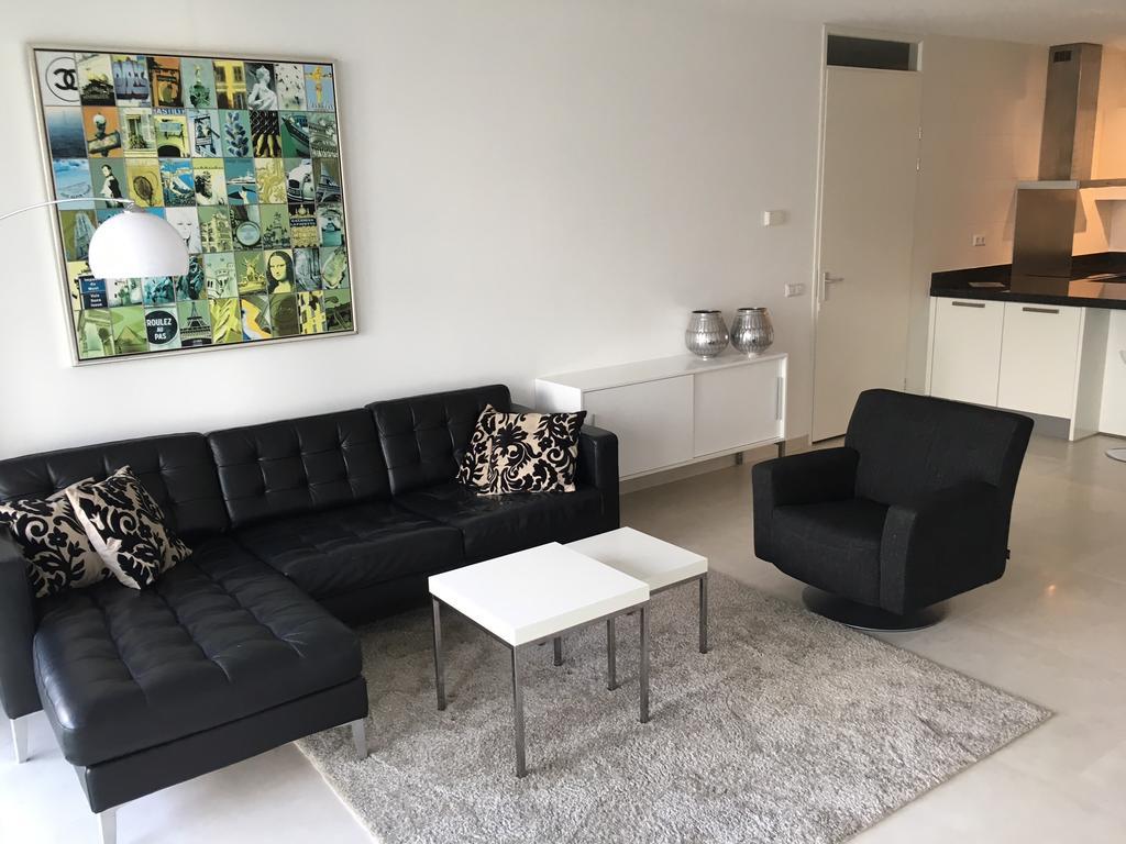 Calypso 2 Bedroom With Parking 692*non Smoking* Appartement Rotterdam