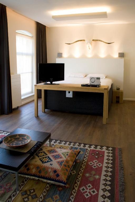 A Small 4* Rotterdam