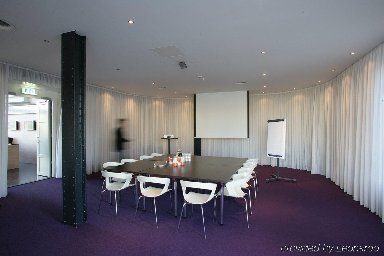 Hotel Stroom